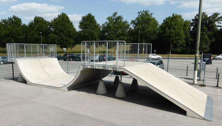 BMX Jump Ramp / Bank